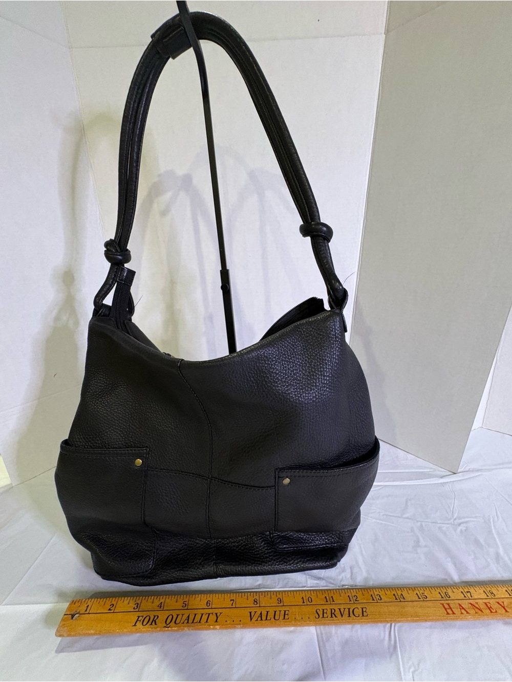 Eddie Bauer Black Pebbled Leather Hobo Bag, Super Soft in Great Condition.